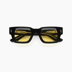 AKILA yellow tinted sunglasses